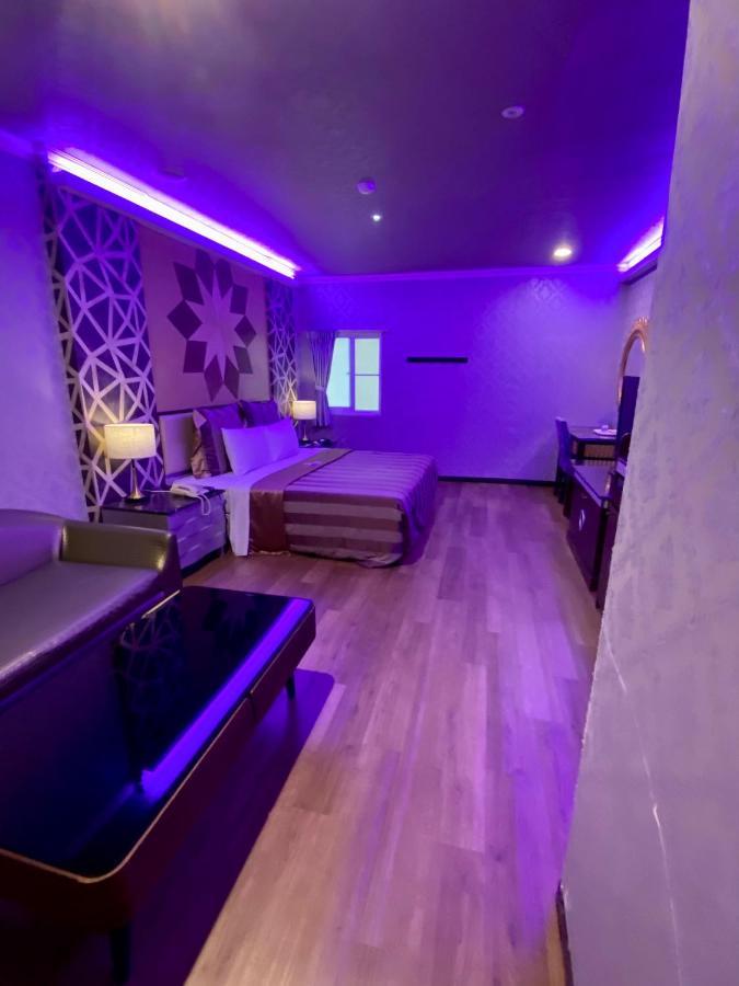 Huang Xing Motel Pingtung Esterno foto