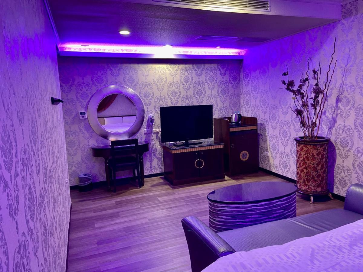 Huang Xing Motel Pingtung Esterno foto