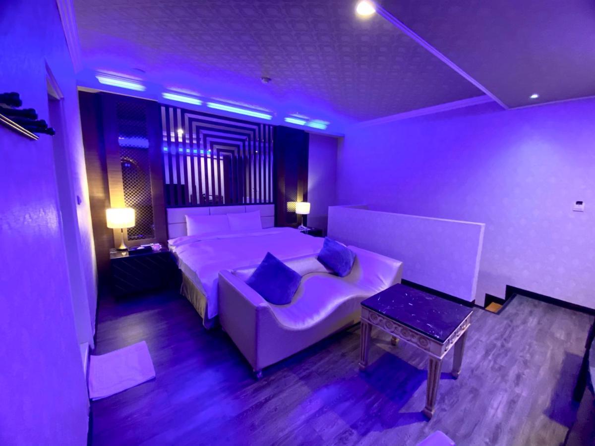 Huang Xing Motel Pingtung Esterno foto