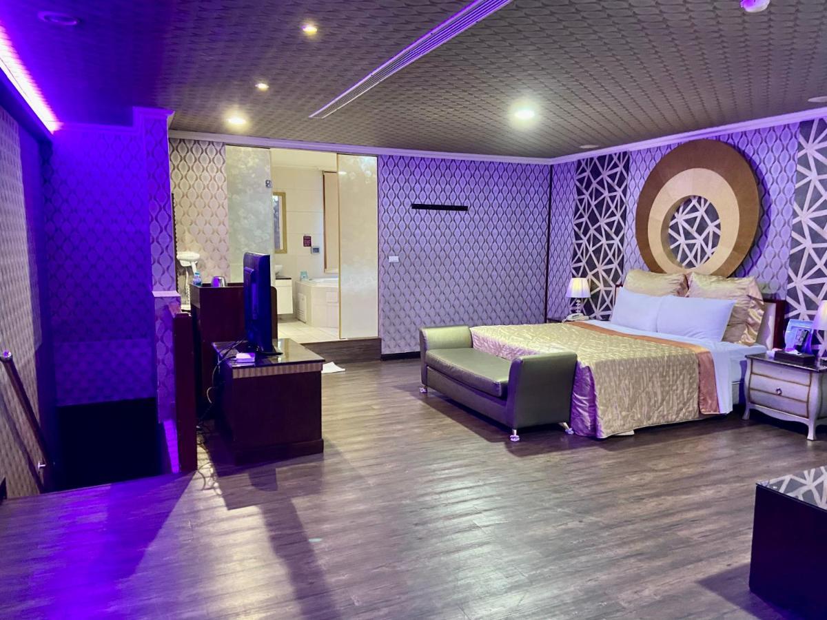 Huang Xing Motel Pingtung Esterno foto